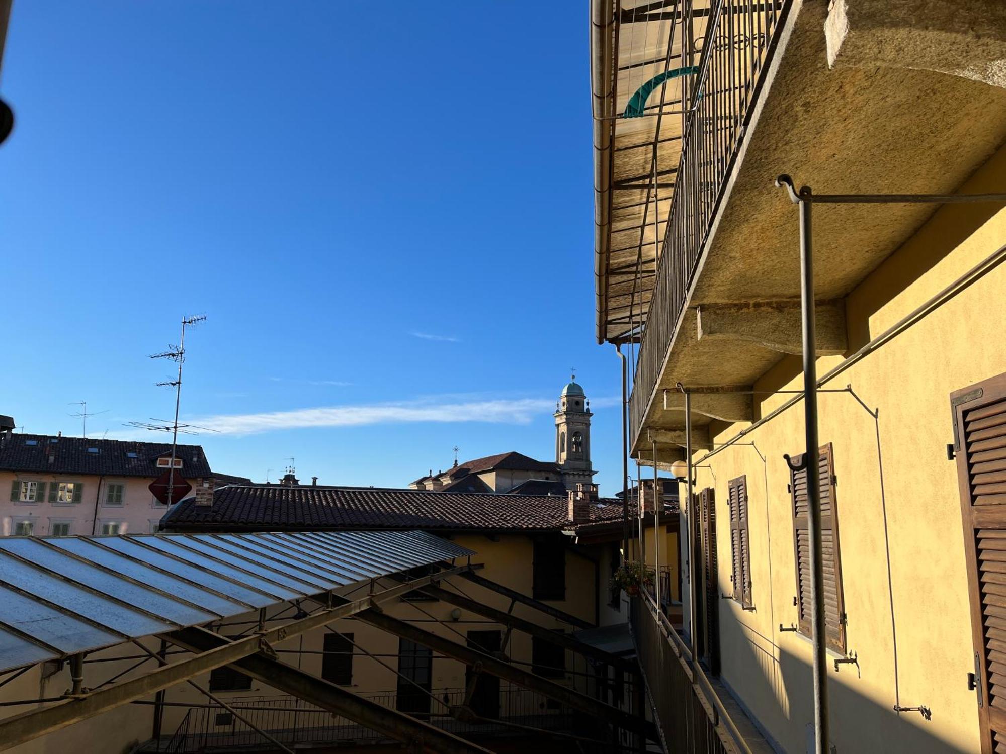 L'Appartamento Di Ringhiera Biella Exteriör bild